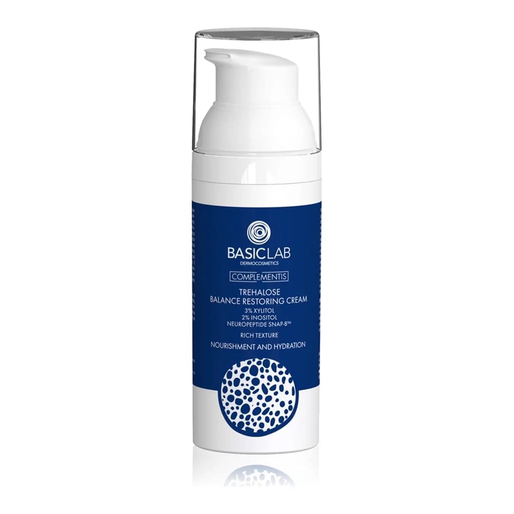 BasicLab Dermocosmetics Complementis balancing moisturiser rich consistency